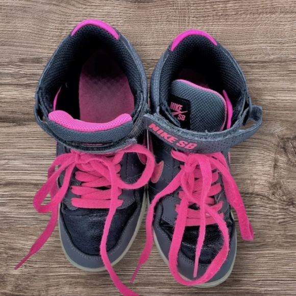 Nike SB Morgan Mid 2 JR Ball Shoes Pink Blast/Dark Gray - Picture 2 of 10